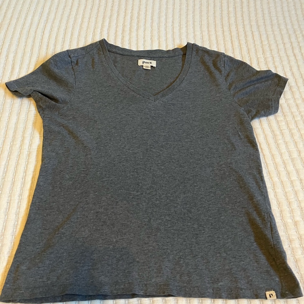 Pact Organic Soft Spun V-Neck T-Shirt